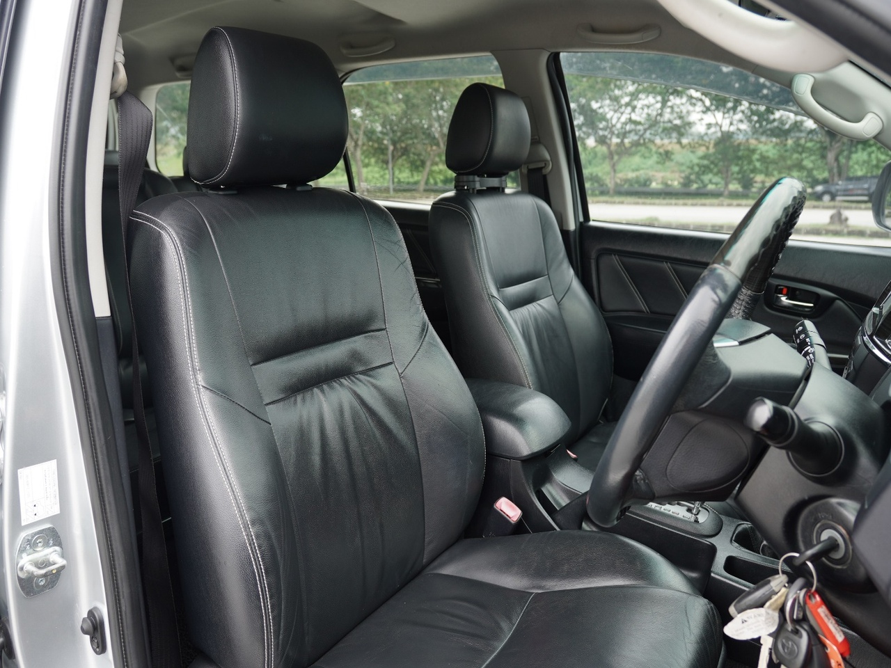 2014 TOYOTA FORTUNER V 2.7(A)