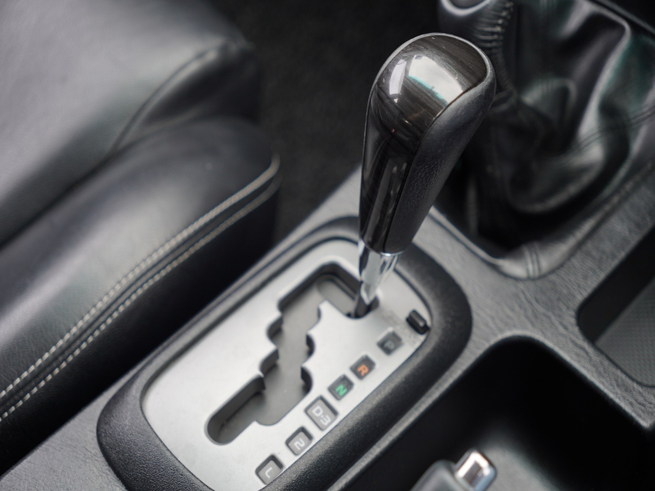 2014 TOYOTA FORTUNER V 2.7(A)