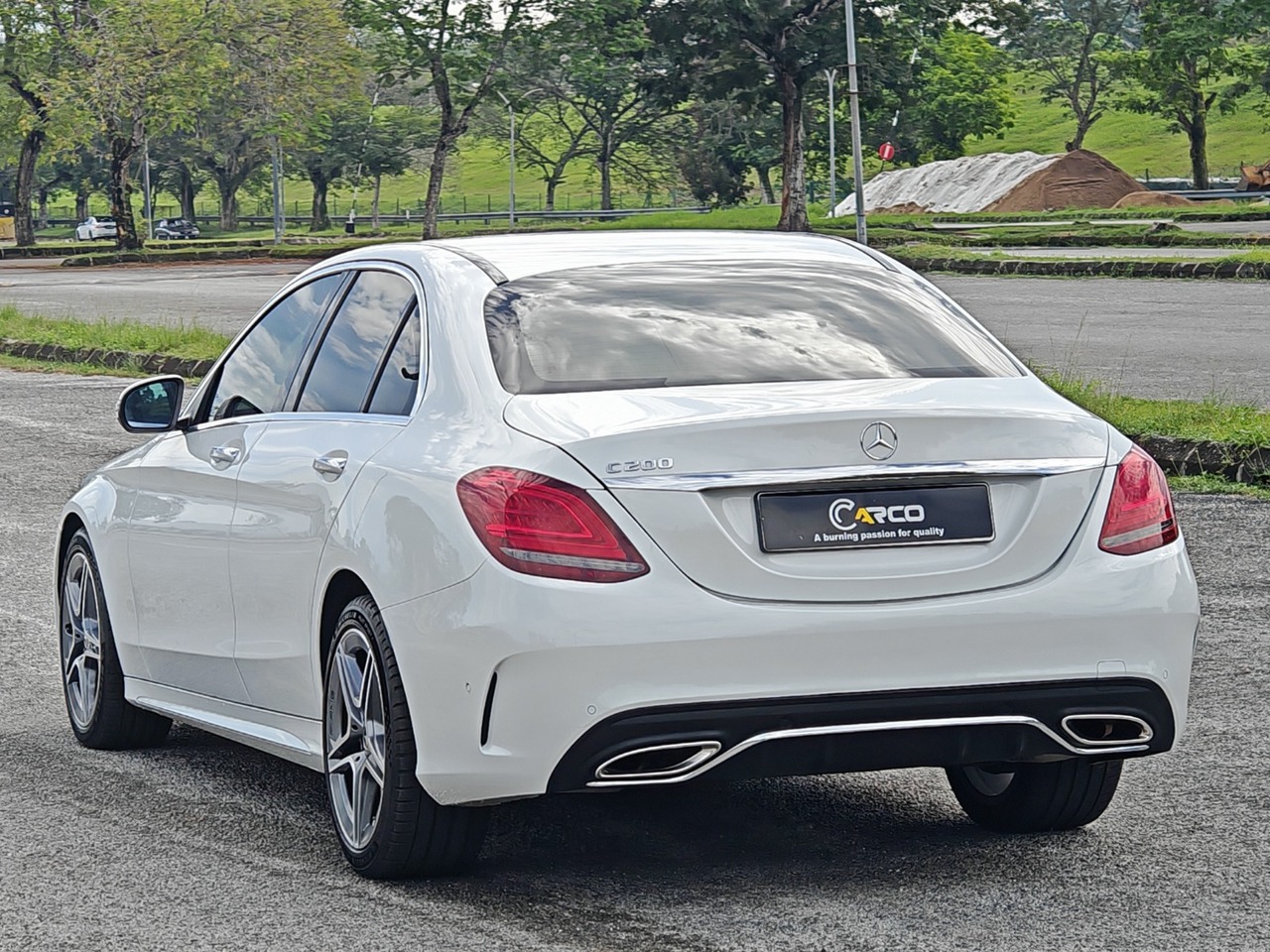 2020 MERCEDES BENZ C200 AMG LINE 2.0 (A)
