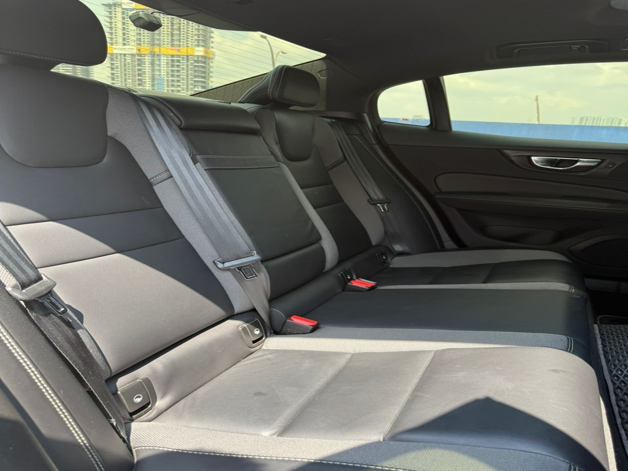 2021 VOLVO S60 RECHARGE T8 2.0 (A) R-DESIGN