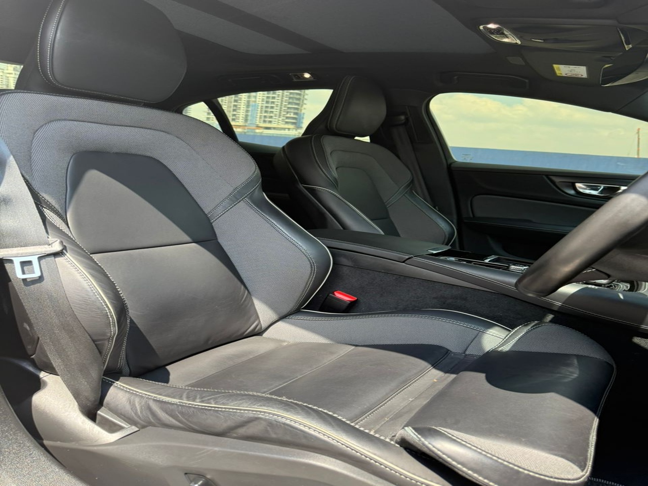2021 VOLVO S60 RECHARGE T8 2.0 (A) R-DESIGN