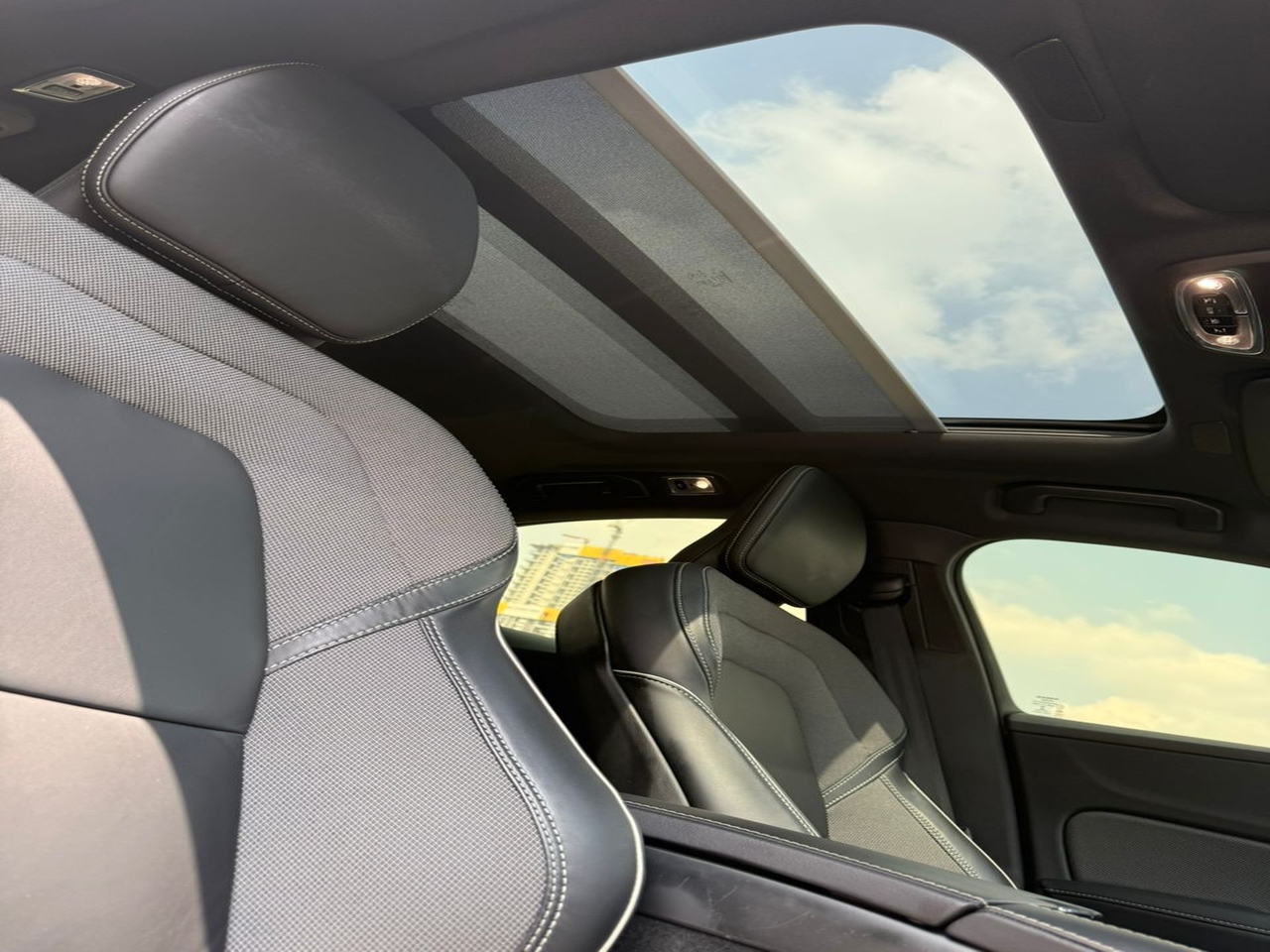 2021 VOLVO S60 RECHARGE T8 2.0 (A) R-DESIGN