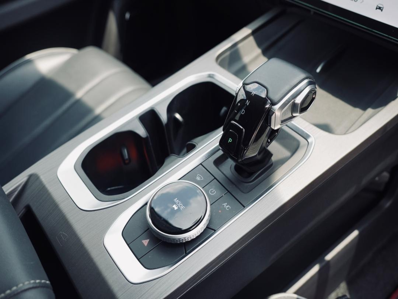 2024 CHERY JAECOO J7 (AWD)