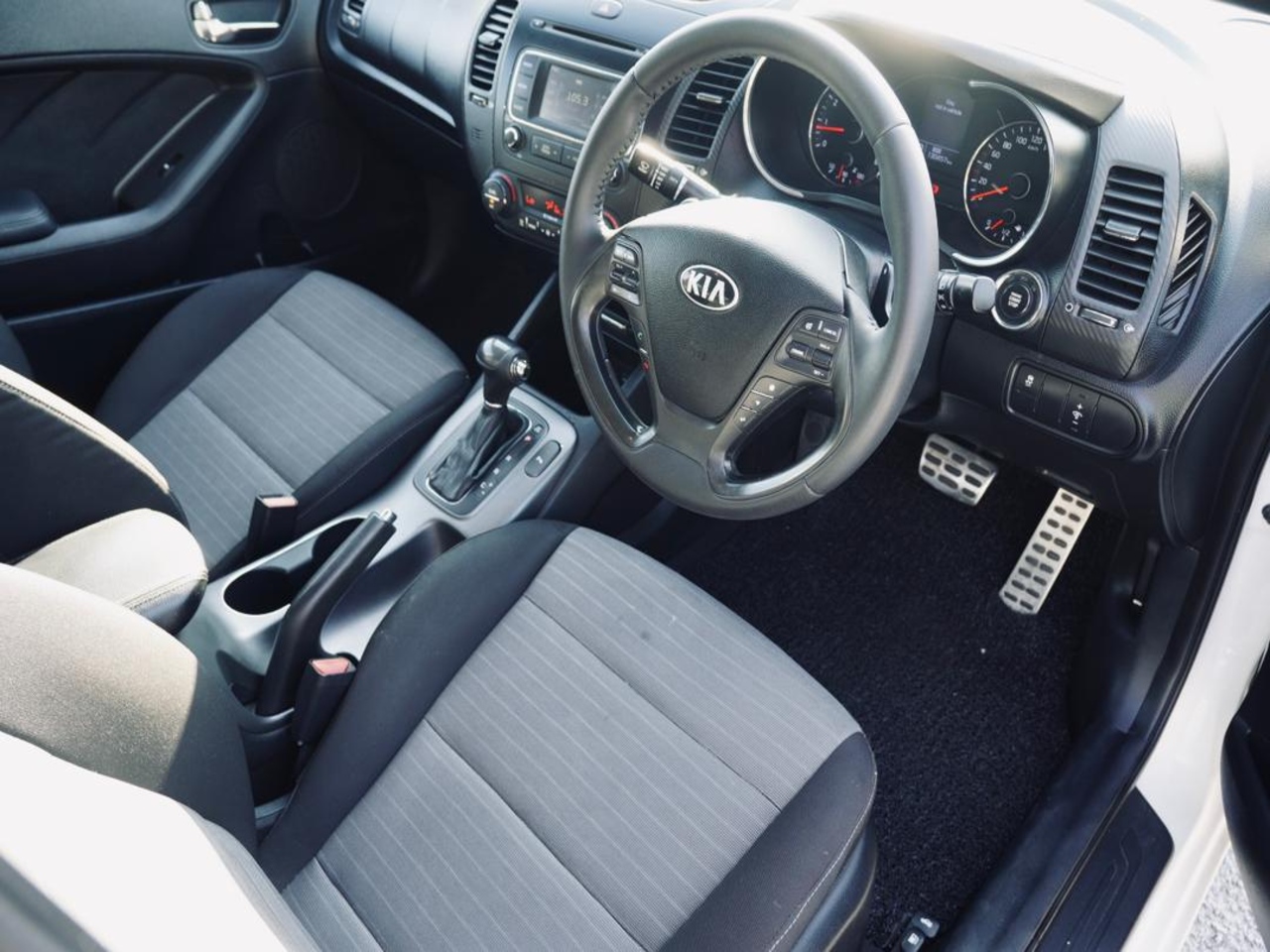 2013 KIA CERATO NO VARIANT 1.6 (A)