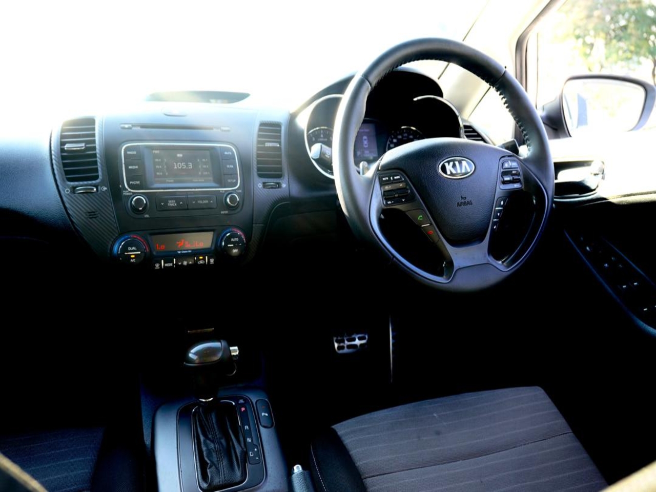 2013 KIA CERATO NO VARIANT 1.6 (A)