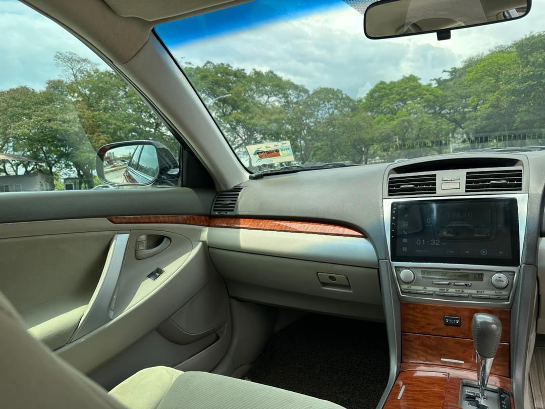 2011 TOYOTA CAMRY 2.0 E (A)