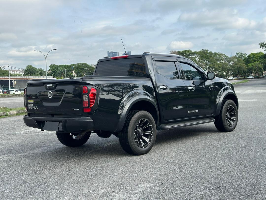 2016 NISSAN NAVARA NP300 SE D/C 2.5 (A)