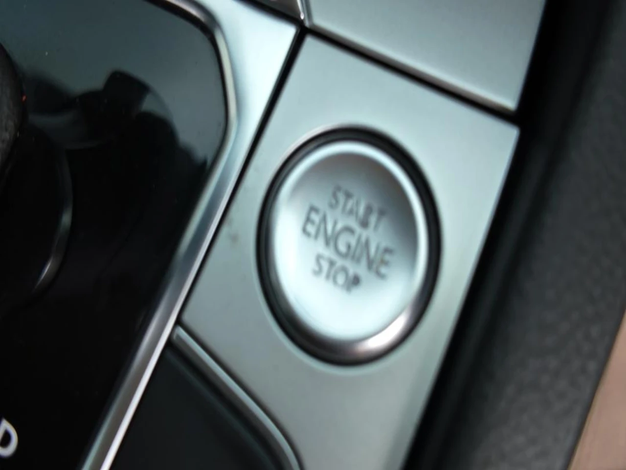 2019 VOLKSWAGEN PASSAT 280 TSI 1.8 (A)