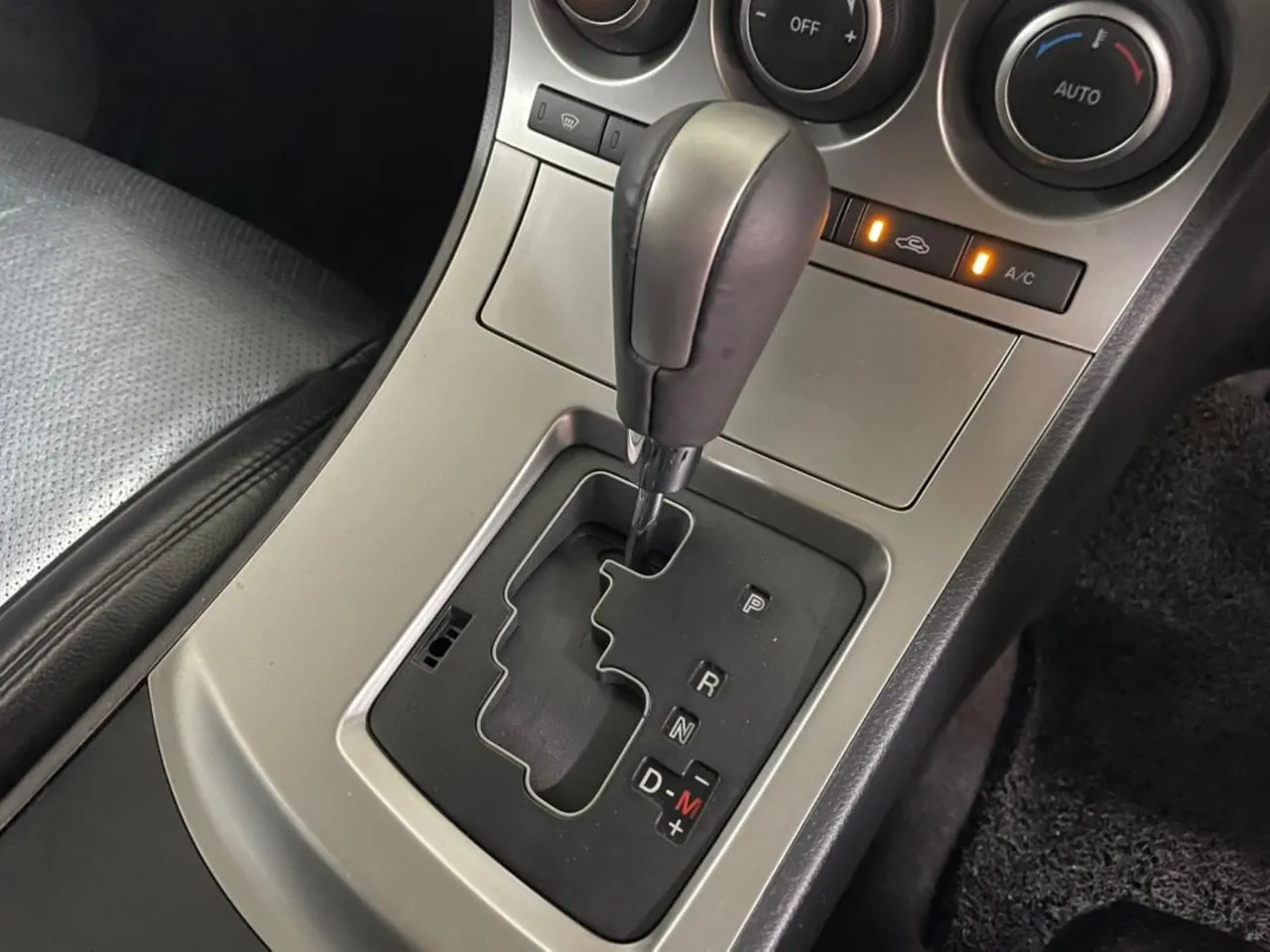 2010 MAZDA 3 2.0 SDN (A)